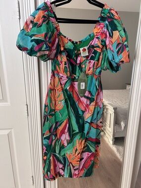 NWT Farm Rio Banana Foliage Multicolor Puff Sleeve Midi Dress - size Medium